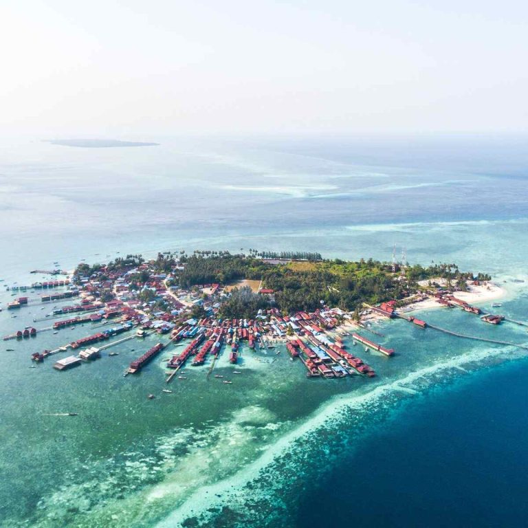 Komodo Charter Route Logistics: Fleet Guide 2026